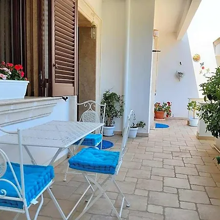 Bed & Breakfast Mama Dami 4*