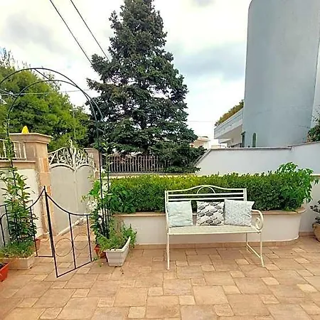 Mama Dami Bed & Breakfast Maruggio