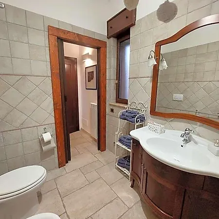 Bed & Breakfast Mama Dami 4*