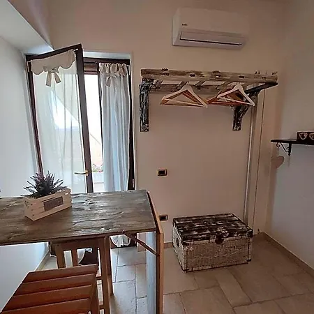 Bed & Breakfast Mama Dami 4*