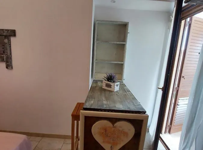 Oda ve Kahvaltı Mama Dami